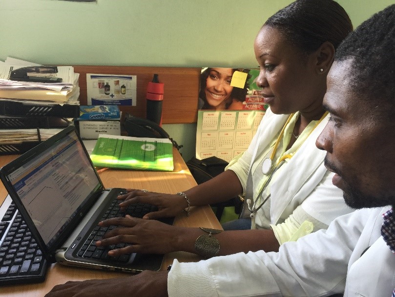 Alcanzar los estándares de salud y crear un registro de clientes en Haití